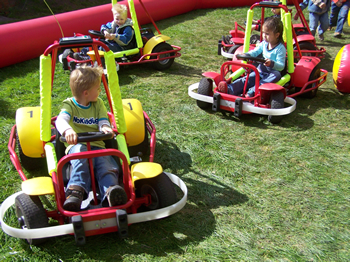 Cub Kartbaan karten_kart kinderfeest Kinderparty