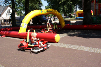 Cub Kartbaan karten_kart kinderfeest Kinderparty