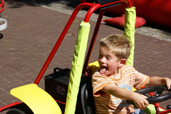 Cub Kartbaan karten_kart kinderfeest Kinderparty