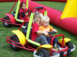 Cub Kartbaan karten_kart kinderfeest Kinderparty
